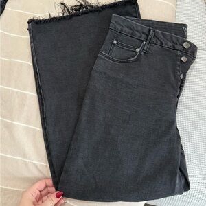 Black crop jeans